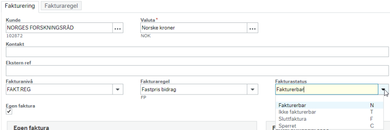 Skjermbilde som viser hva som kan fylles ut i feltet Fakturastatus.